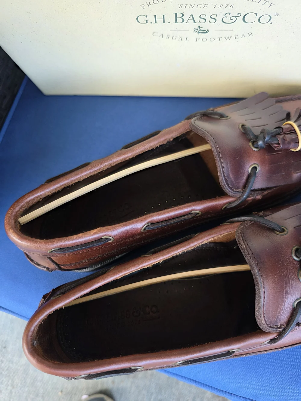 G.H. Bass & Co. Dark Brown Flint Boat Shoes 9.5W NIB Deck Shoes Coastal